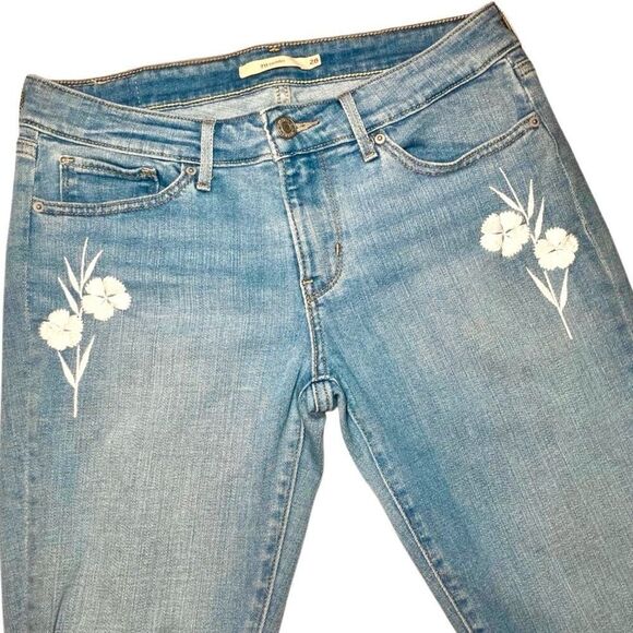 Levi’s 711 Skinny Jeans with Embroidered Flowers in Light Blue/White Women’s 28 - Picture 1 of 8